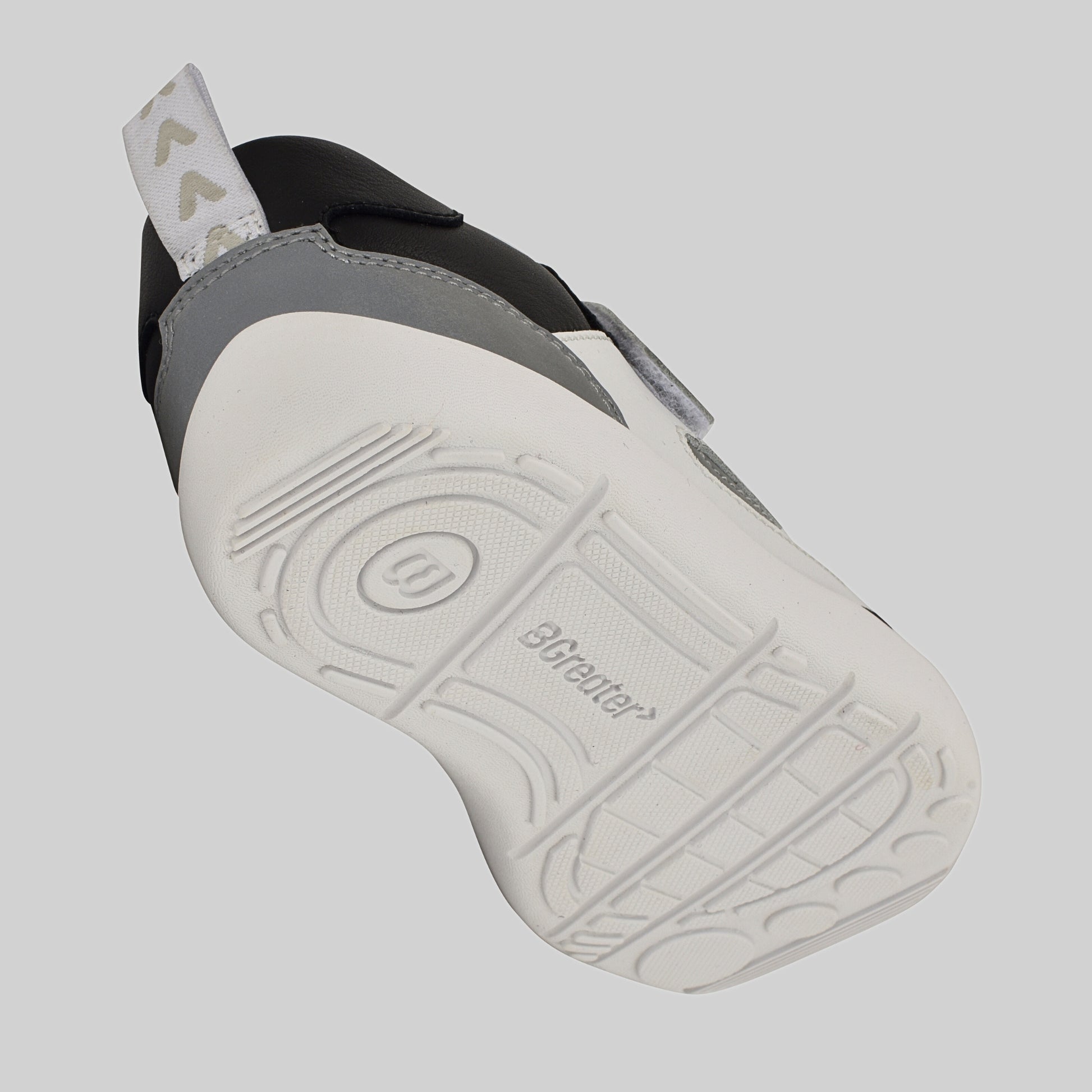 Kids Black White Barefoot Trainer - Floating