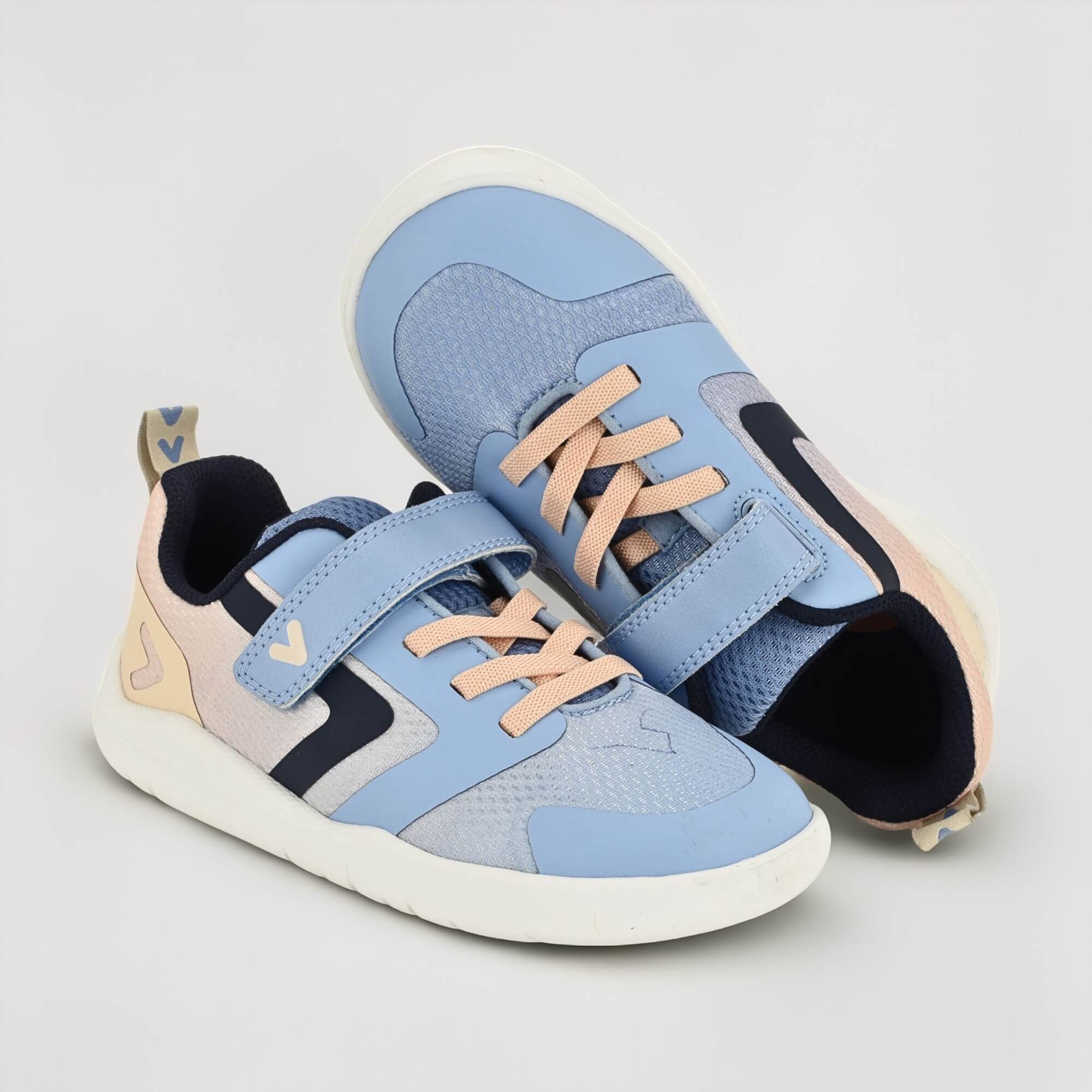 Blue Peach barefoot kids trainer - benefits