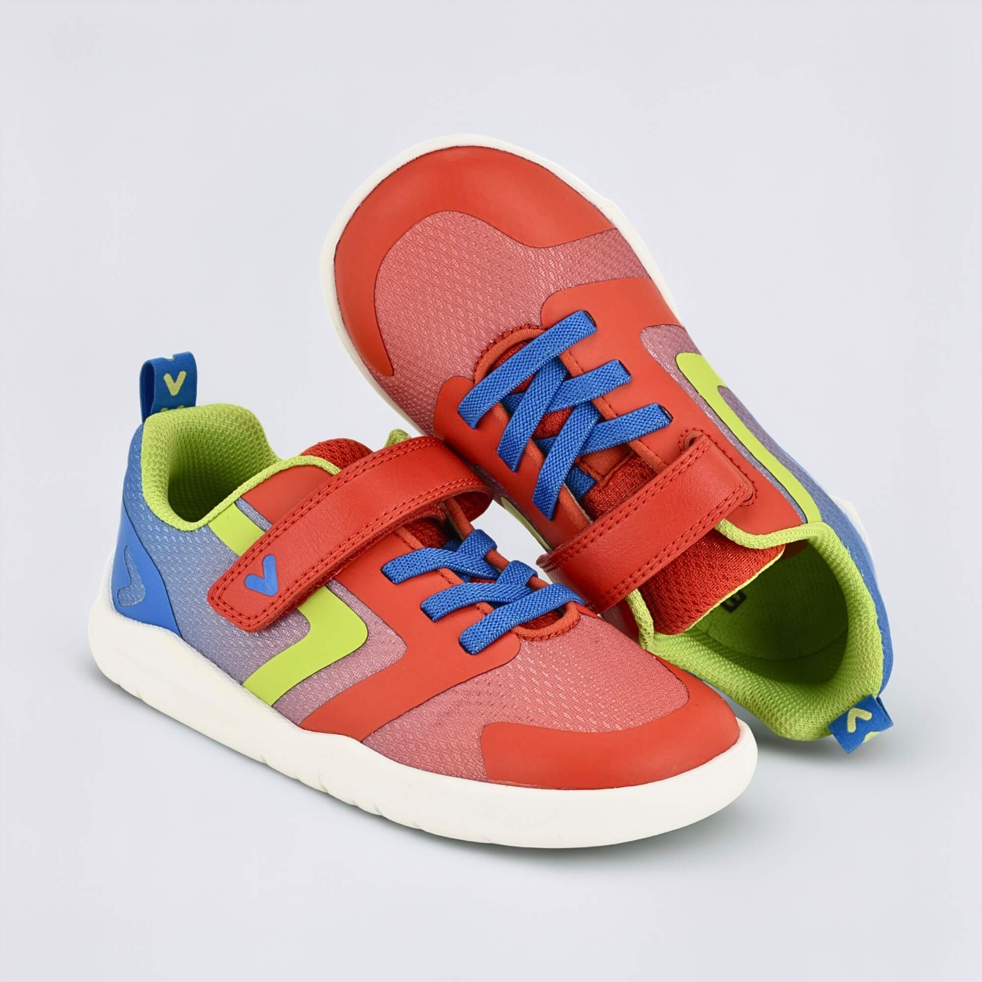 Grenadine Blue barefoot kids trainer - benefits