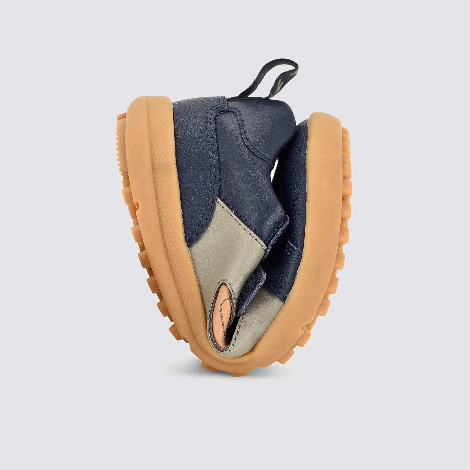 Kids Brown Barefoot Trainer - flexed