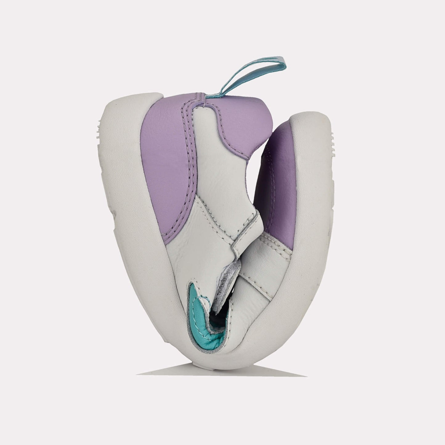 Kids Lilac White Barefoot Trainer - flexed