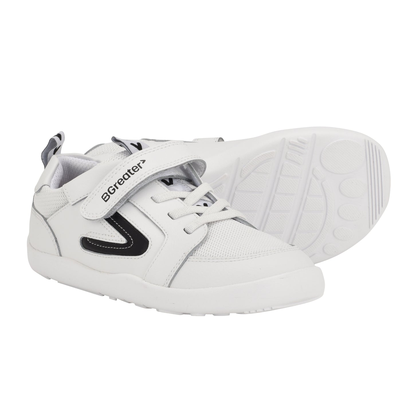 Levison Trainer - White and black
